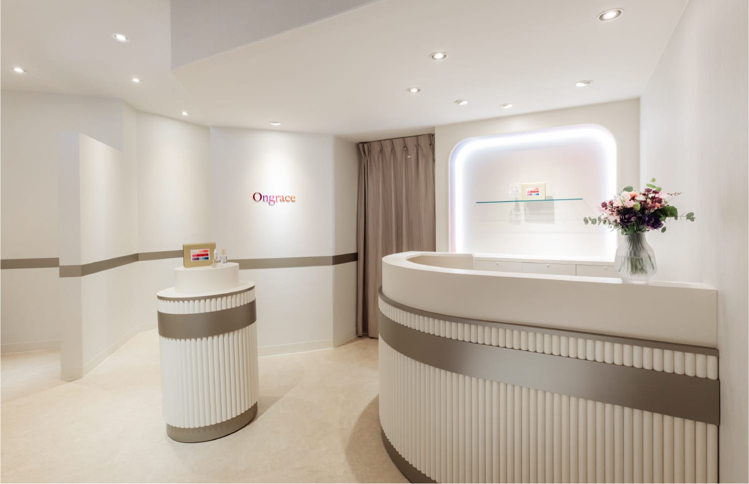 豊富な知識と確かな技術 一流のスタッフがお客様をお出迎え